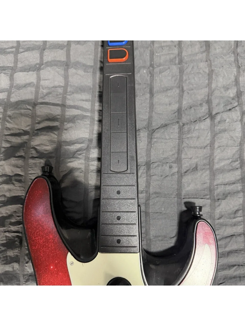 Nintendo Wii Guitar Hero Wireless Controller 95911.805 Red